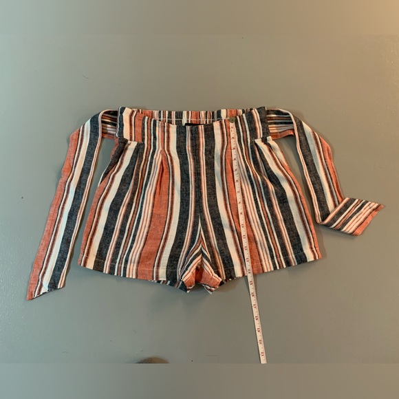 High waisted linen stripped shorts with belt - xs - Picture 3 of 6